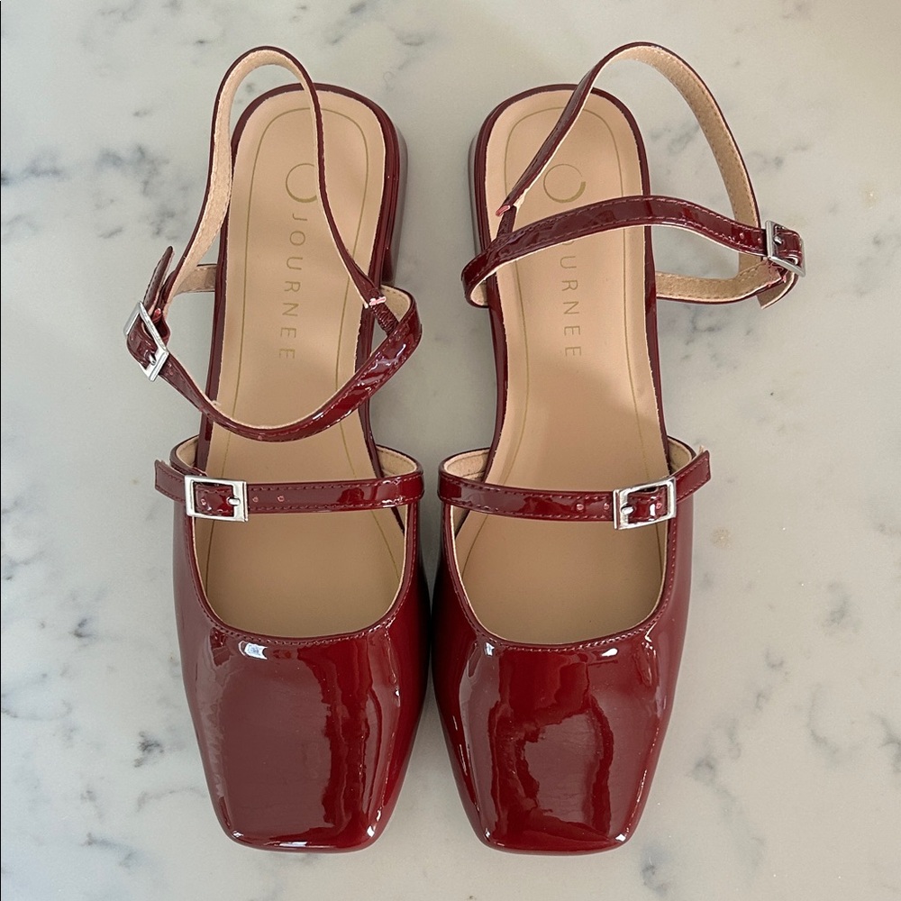 Journee Collection Women's Burgundy Patent Sandals